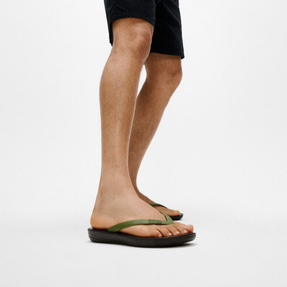 Black/Leaf Green