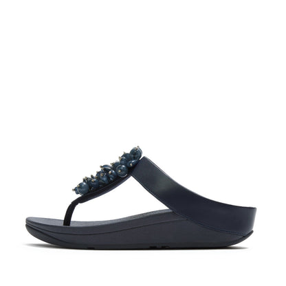 รองเท้าแตะแบบหูหนีบ ผู้หญิง รุ่น FINO BEAD-CLUSTER TOE-POST SANDALS