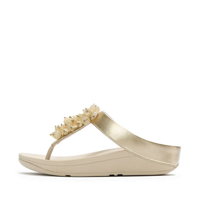 รองเท้าแตะแบบหูหนีบ ผู้หญิง รุ่น FINO BEAD-CLUSTER TOE-POST SANDALS