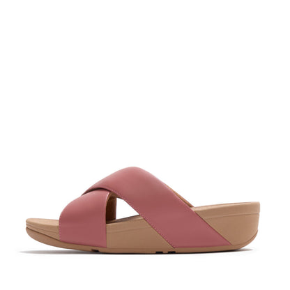 รองเท้าแตะ ผู้หญิง รุ่น LULU CROSS SLIDE SANDALS - LEATHER