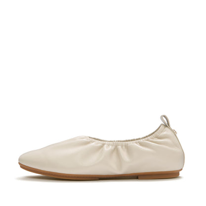 DELICATO POISE LEATHER BALLERINAS