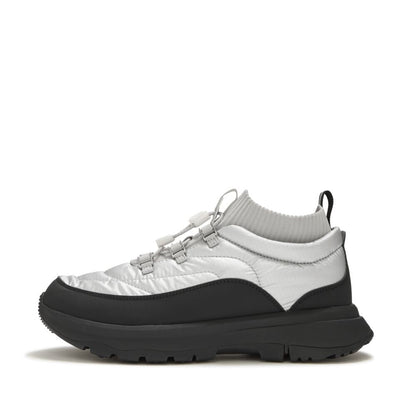 รองเท้าผ้าใบ ผู้หญิง รุ่น NEO-D-HYKER W/RESISTANT PADDED METALLIC TRAINERS