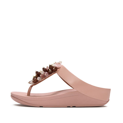 รองเท้าแตะแบบหูหนีบ ผู้หญิง รุ่น HALO BEAD-CLUSTER TOE-POST SANDALS