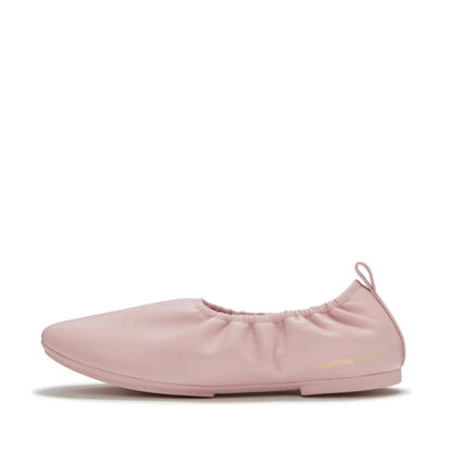 รองเท้าทรงบัลเล่ต์ ผู้หญิง รุ่น FITFLOP X PANTONE DELICATO POISE B