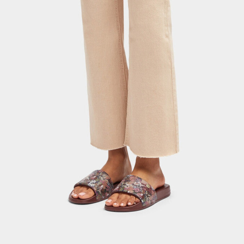 iQUSHION X JIM THOMPSON SLIDES – FitFlop Thailand