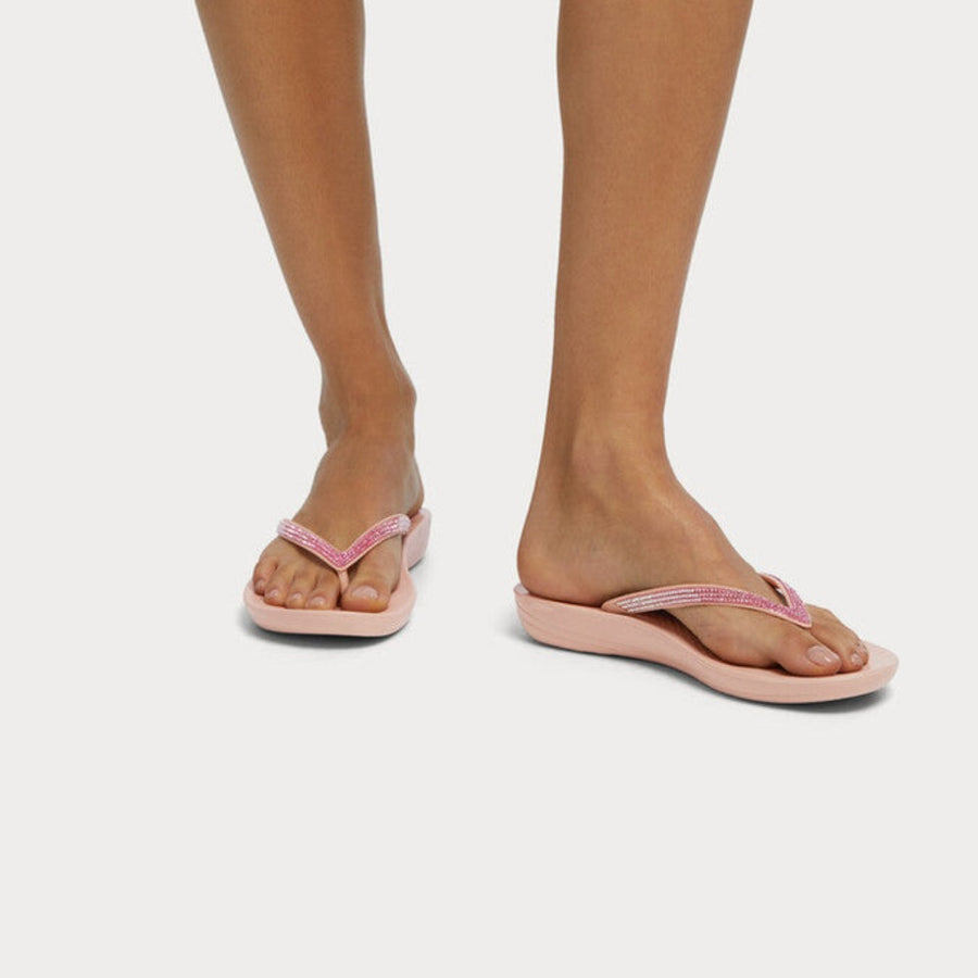 Sandak flip flops store